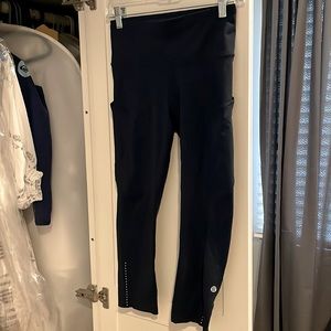 Lululemon Cropped 19” Pocket Tights (Fast and Free)